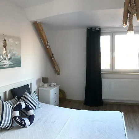 Morski Apartament Debowa * 索波特